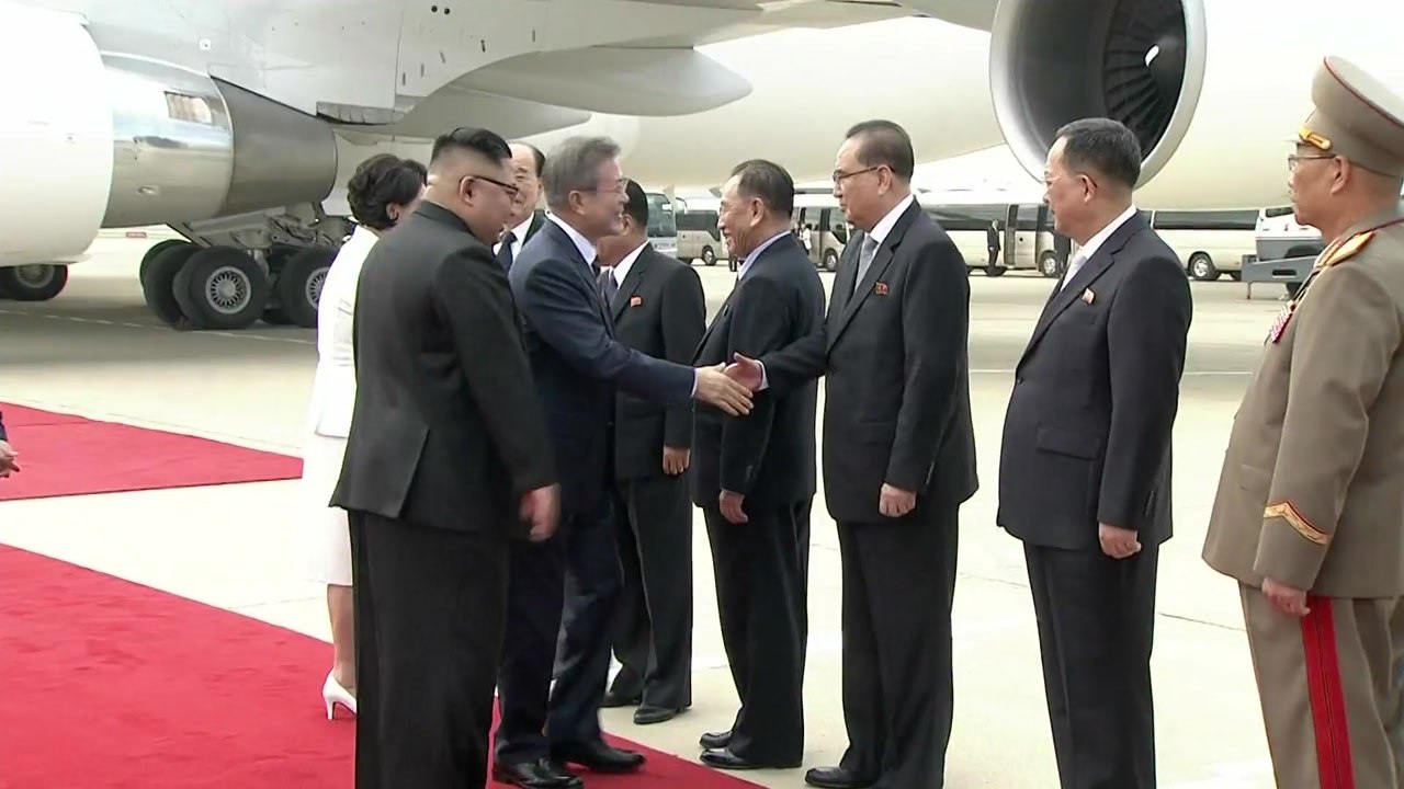 북한, '정상국가' 부각 주력...미국과 힘 겨루기 염두 / YTN