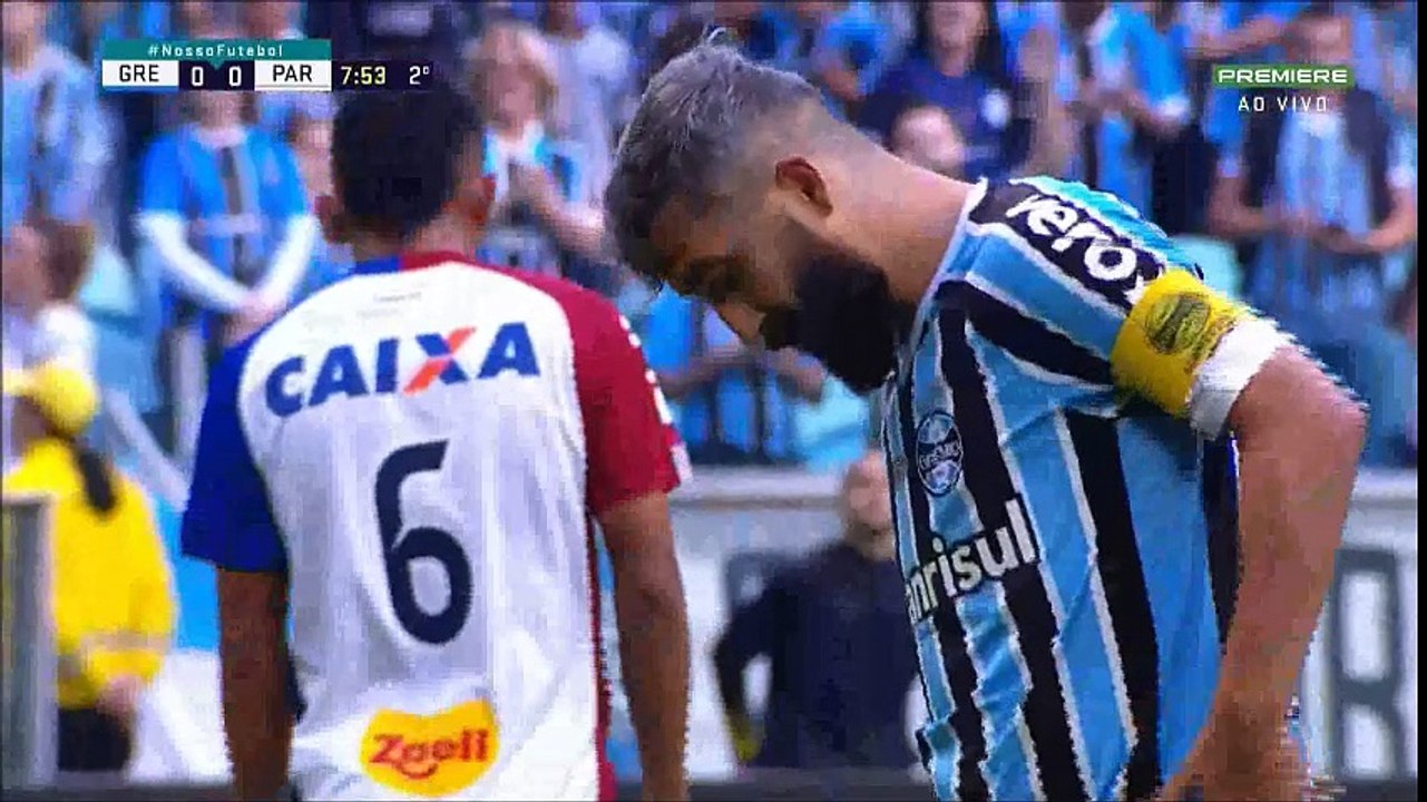 gol do gremio douglas 1x0