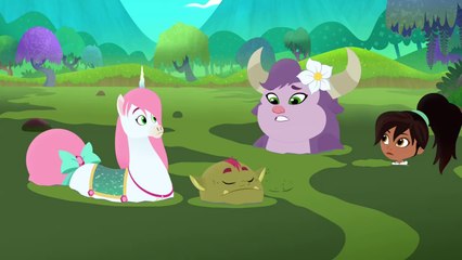 ماذا تفعل نيلا مع أصدقائها؟.. شاهد