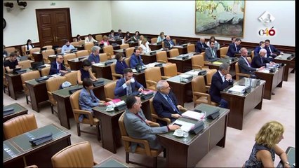 Aznar afirma en el Congreso no haber tenido relación con Correa