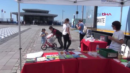 İzmir Lösev 'İyilik Tırı' İzmir'de