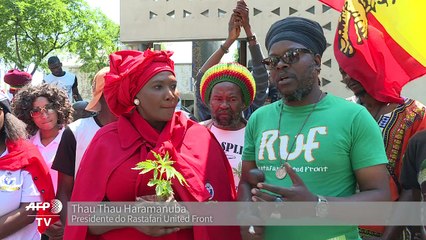 Liberado o uso privado de maconha
