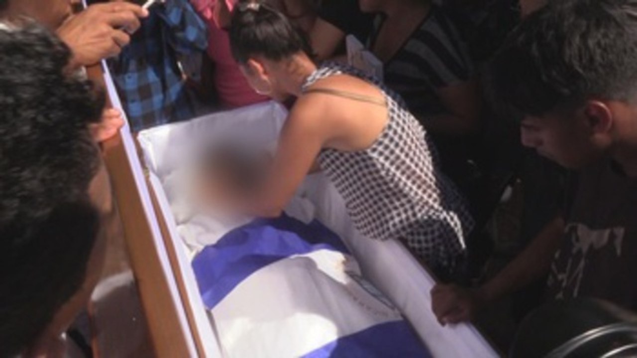 Autoconvocados entierran a joven nicaragüense acusado de asesinato