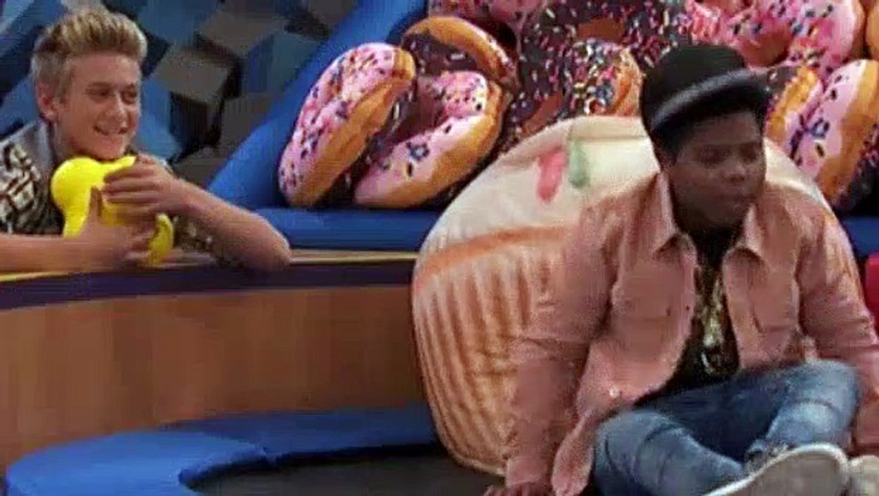 Game Shakers S02E21 Dancing Kids, Flying Pig