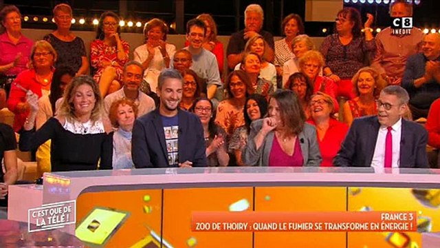 Dans C'est que de la télé sur C8, Caroline Ithurbide donne une information qui surprend l'ensemble de l'équipe