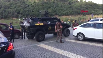 Kağıthane'de Avm'de Silahlı Kişi Hareketliliği