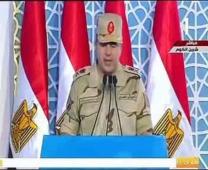 "الإمداد والتموين" بالقوات المسلحة تقدم هدية تذكرية لـ"السيسي"