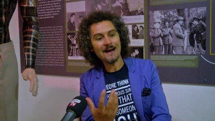 Report TV - 'Bunk'art dhe shkencë', intervista me kuratorin Artan Shabani