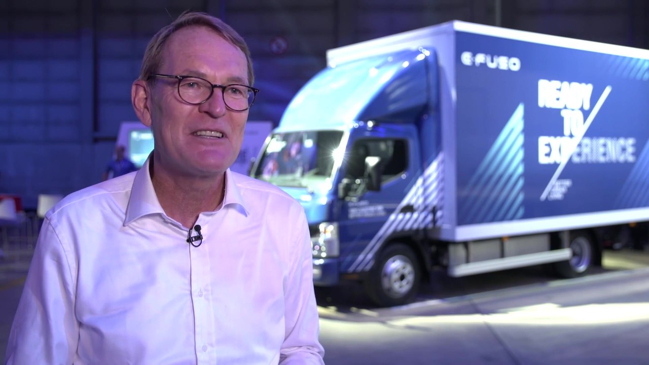 Daimler Product Experience auf der IAA 2018 - Interview Hartmut Schick