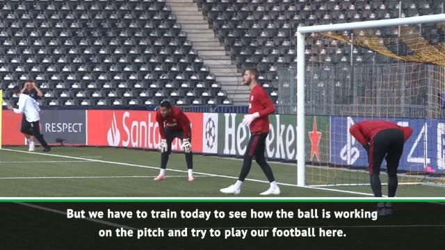 Playing on an artificial pitch will be 'difficult' for Man United - De Gea