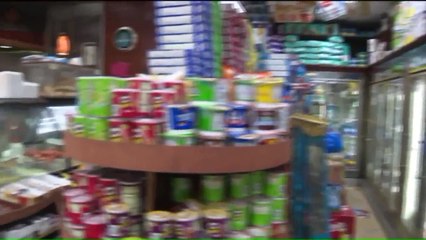 Deli Clerk Wrestles Gun Away from Robbery Suspect