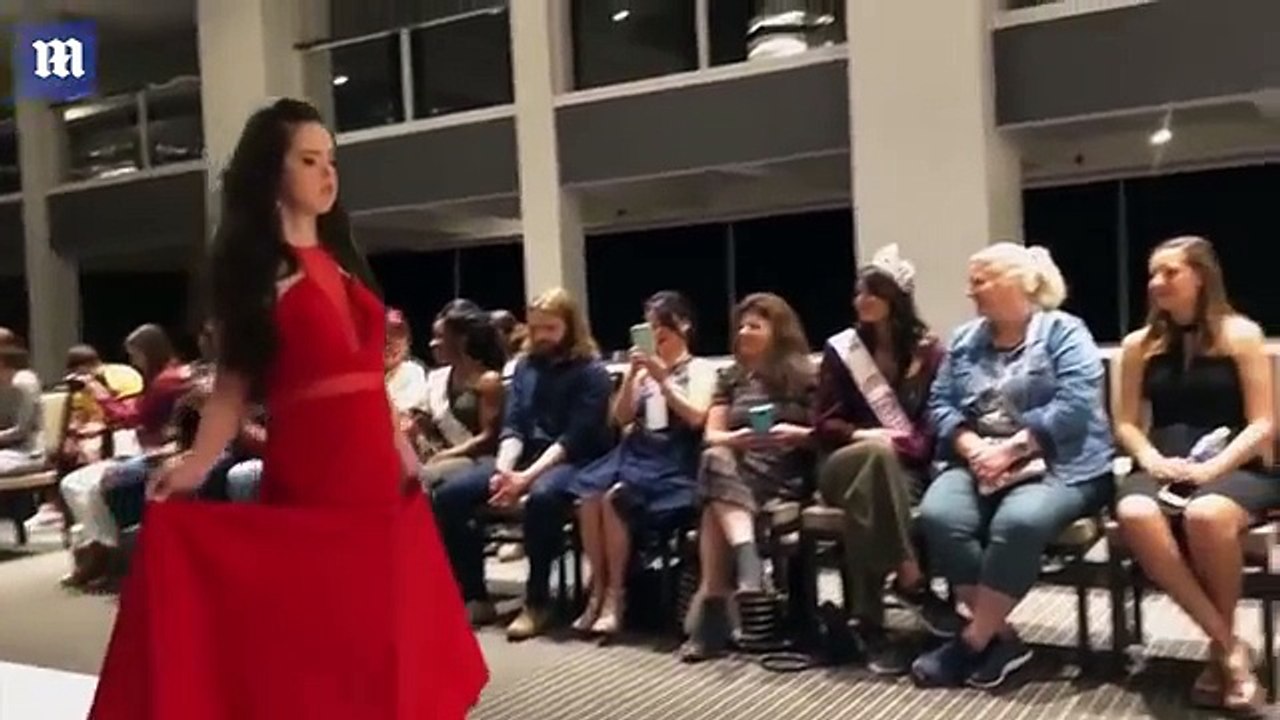 Un mannequin avec le syndrome de Down réalise son rêve de défilé à la Fashion Week