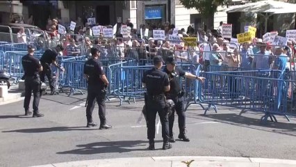 Tensión en el Congreso entre pensionistas y policía
