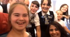 Türk Hava Yolları Kabin Ekibinden, Down Sendromlu Genç Kıza Sürpriz Doğum Günü Kutlaması