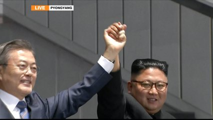Moon Jae-in and Kim Jong-un address 150,000 crowd