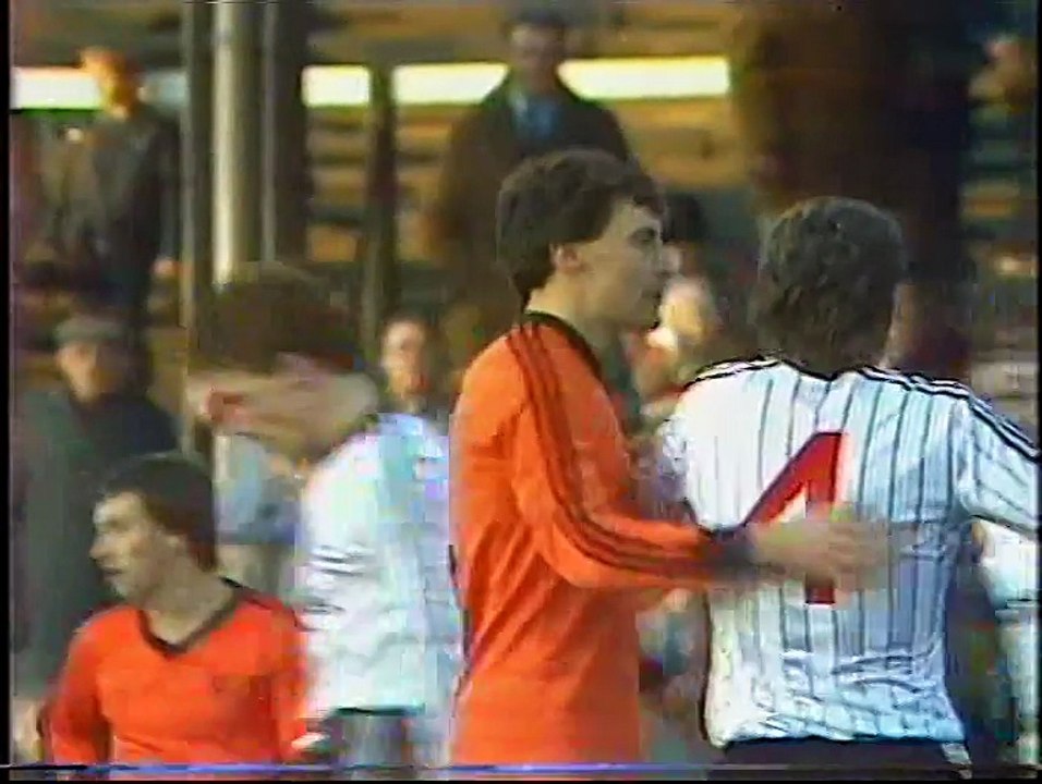05/01/1985 - St Mirren v Dundee United - Scottish Premier Division - Extended Highlights