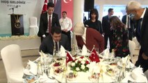 İstanbul Valisi Vasip Şahin, şehit aileleri ve gazilerle akşam yemeğinde buluştu