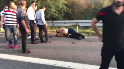 Düzce Asit Yüklü Kamyona Çarptı, Tem Trafiğe Kapandı