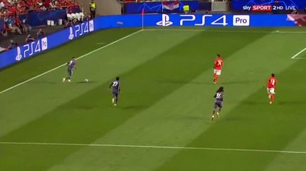 Robert Lewandowski Goal HD -  Benfica	0-1	Bayern Munich 19.09.2018