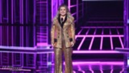 Kelly Clarkson Heads to Daytime With New Talk Show | THR News