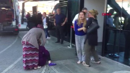 Sakarya Ördek Havuzuna Düşen Küçük Kuzenler Boğulma Tehlikesi Geçirdi