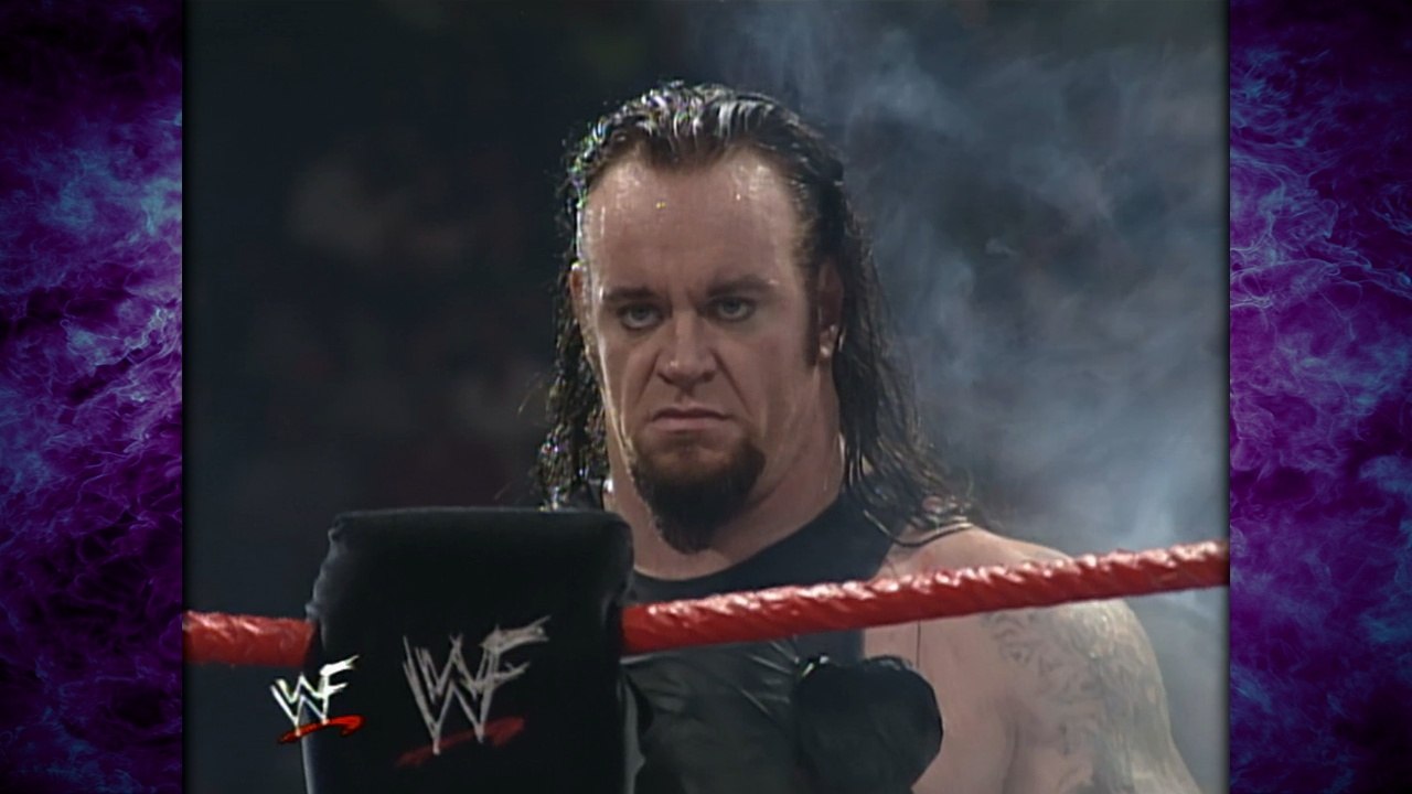 The Undertaker w/ Paul Bearer vs Triple H w/ Chyna WWF Title Match 6/21/99 (1/2)