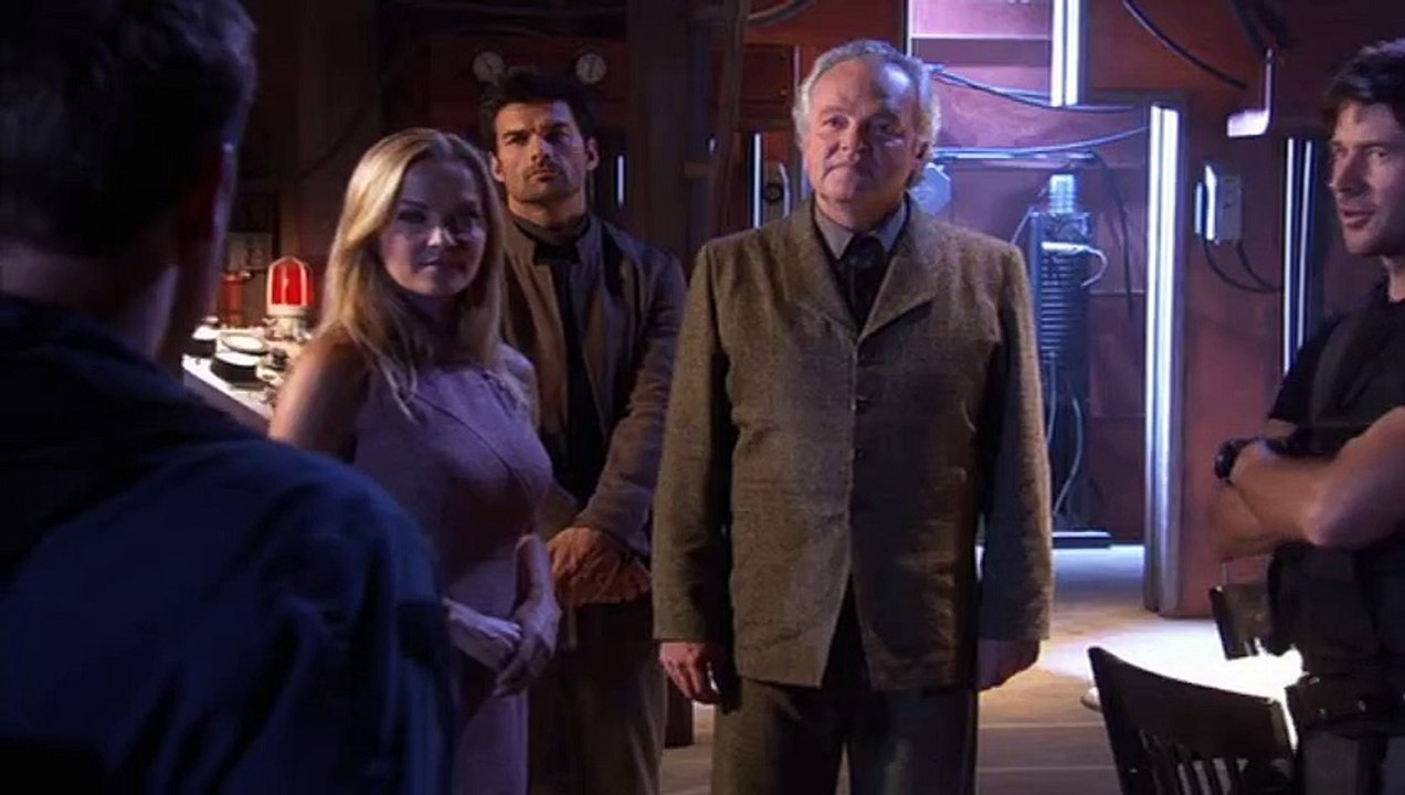 Stargate Atlantis S02E19