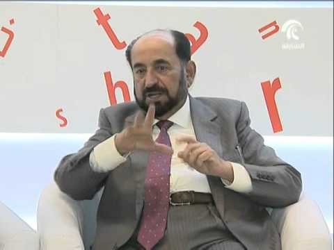 حاكم الشارقة يقوم بجولة في معرض فرانكفورت الدولي للكتاب ويتفقد مشاركات الشارقة