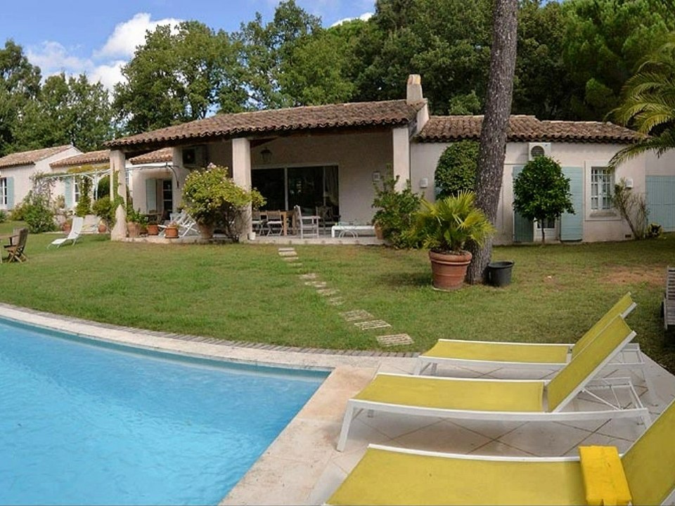 Propriété 7P à proximité de Saint Tropez à vendre GRIMAUD (83310)