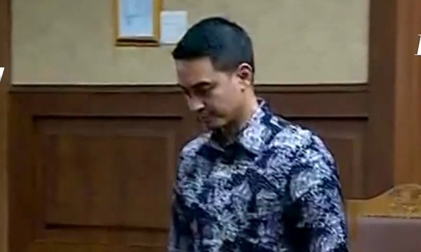 Jaksa Hadirkan Tujuh Saksi Kasus Suap Zumi Zola