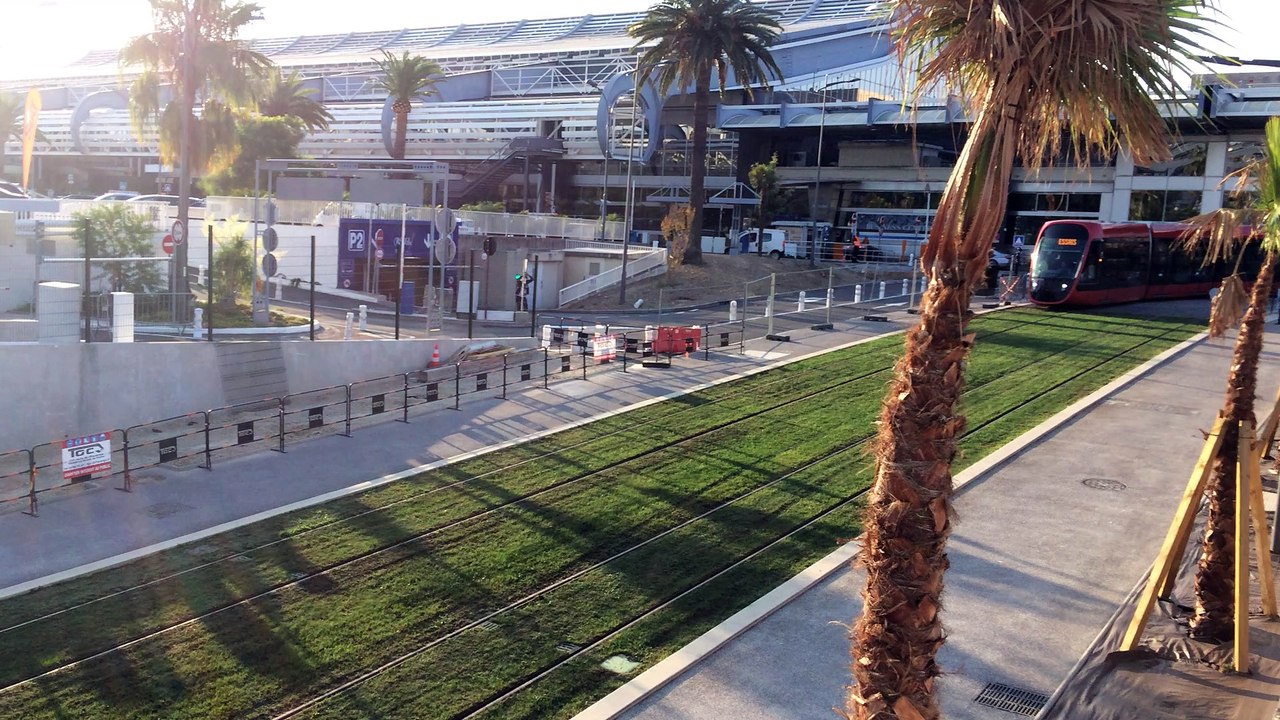 Le tramway arrive à l’aéroport de Nice (20/09)
