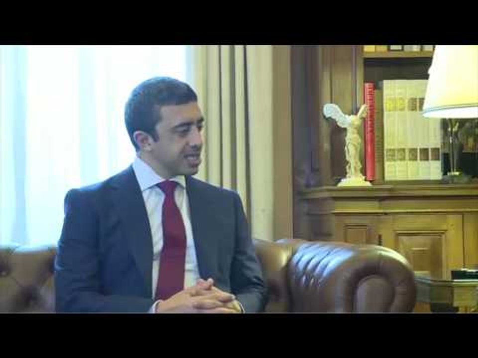 أخبار الدار : الرئيس اليوناني و عبدالله بن زايد يبحثان في أثينا تعزيز التعاون .