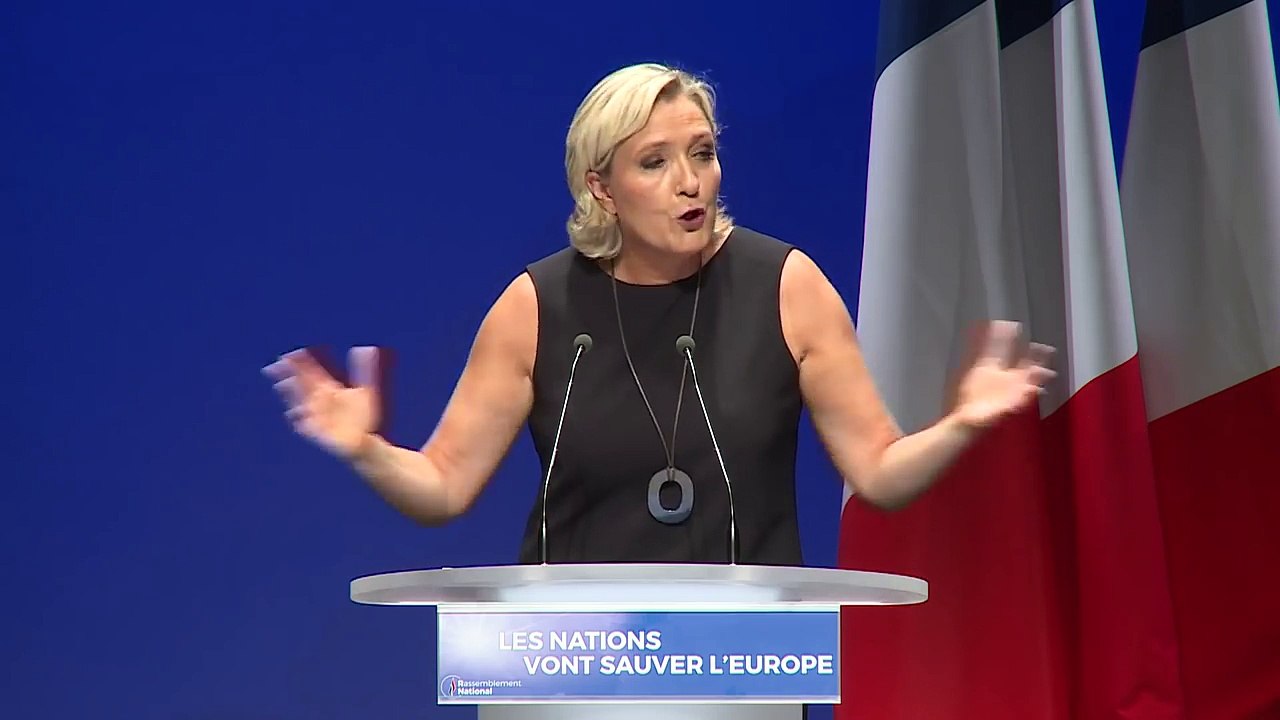 Discours de Marine Le Pen à Fréjus - « Les Nations vont sauver l'Europe »
