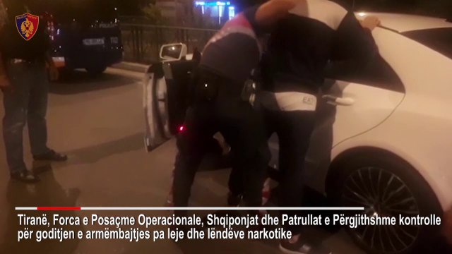 Ora News - Shqiponjat krehin rrugët e Tiranës, shikoni operacionin