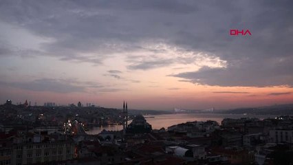 İstanbul'da Gün Doğumunda Görsel Şölen
