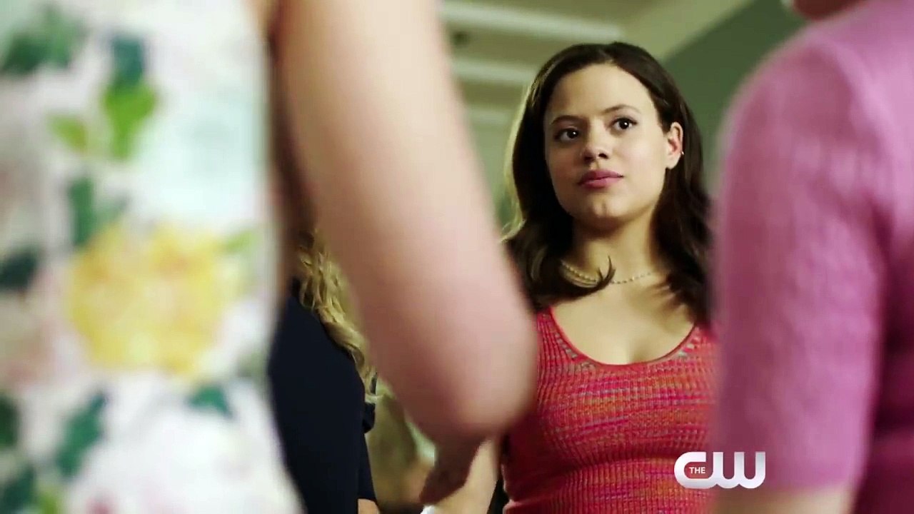 Charmed - reboot - la bande-annonce du Pouvoir des Trois (Vo)