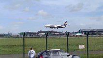 Plane fails to land at Dublin airport in strong winds
