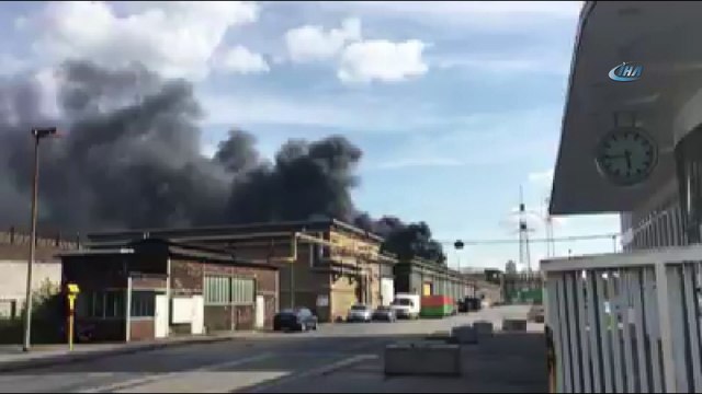 - Almanya'da Lastik Deposunda Çıkan Yangın Korkuttu