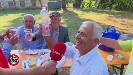 Stop - Festa e Pezës mes ceremonisë e nostalgjikëve të komunizmit 18 shtator 2018