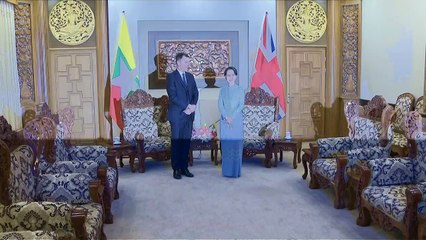 Jeremy Hunt visits Myanmar for answers about Rohingya people