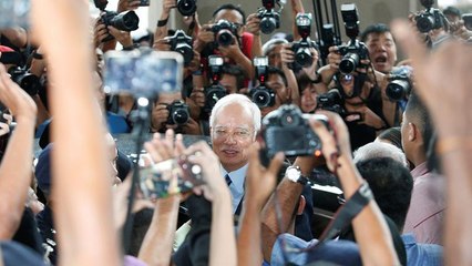 ۲۵ مورد اتهامی به نخست وزیر پیشین مالزی تفهیم شد