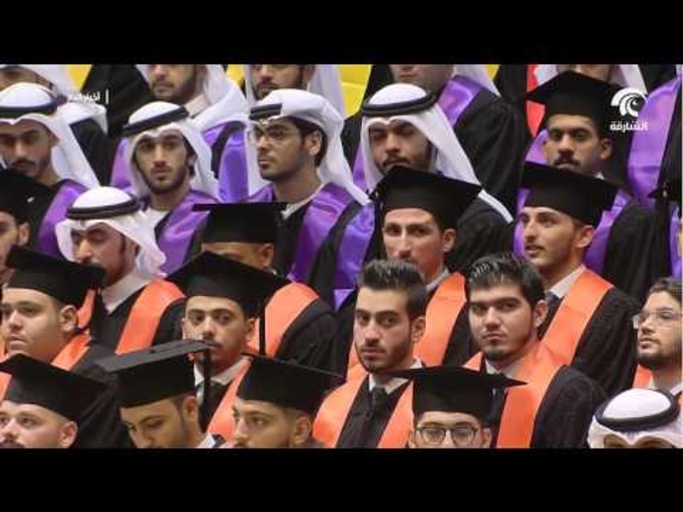 حاكم الشارقة يشهد حفل تخريج دفعة طلبة جامعة الش...