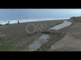 BOOM: Plazhi i Spillesë mes ujërave të zeza