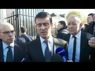 عملية أمنية واسعة في #باريس تؤدي لمقتل شخصين وعشرات المعتقلين..وهولاند يدعو لنبذ الخوف