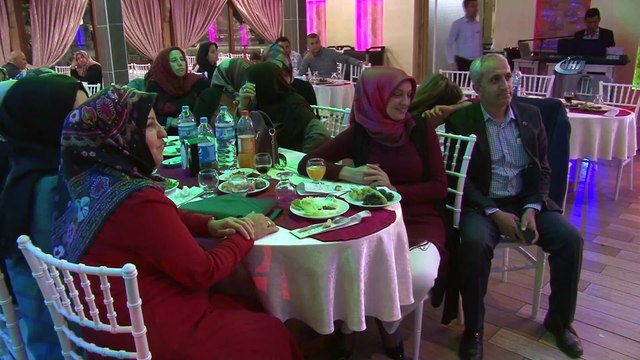 Suriyeli eczacının gelinlik hayali 13 yıl sonra gerçek oldu