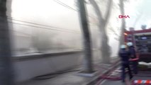 İstanbul- Kabataş Erkek Lisesi Bahçesinde Yangın Kontrol Altına Alındı