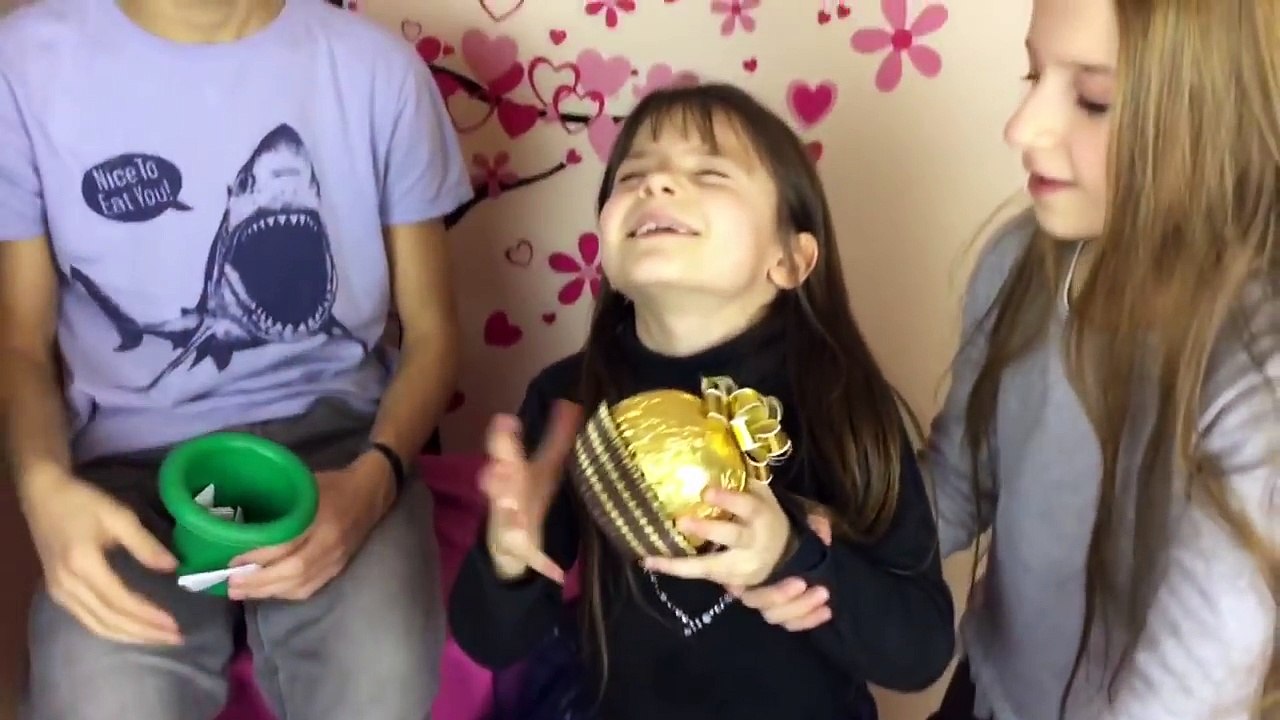 Mini ou Maxi  Un tirage fun et rigolo pour Lévanah, Eythan, Oriane et Elina !