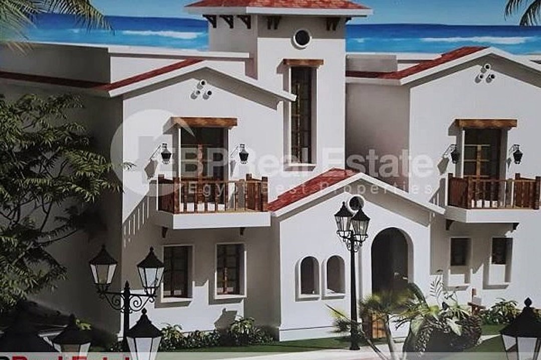 فيلا صف اول على البحر كاملة ريسيل في ماونتن فيو الساحل الشمالي