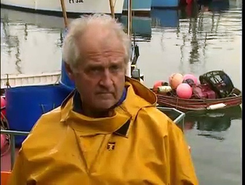 Two Fat Ladies S01E01 Fish & Shellfish