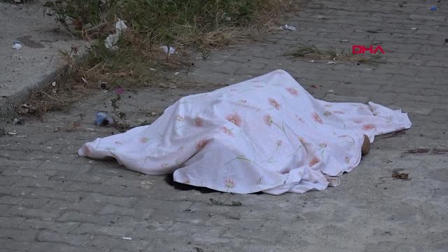 Adana - Psikolojik Sorunları Olan Kadın, 4'üncü Kattan Atlayıp, İntihar Etti